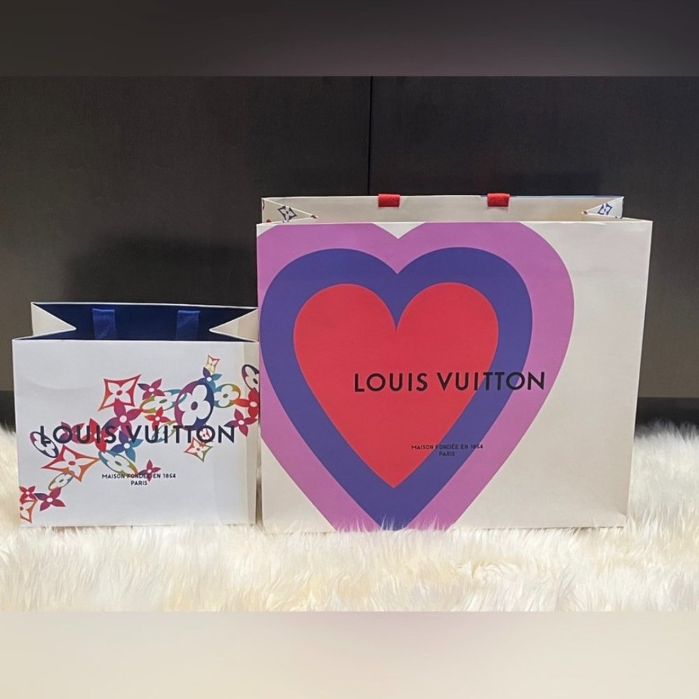 Set of 2 Louis vuitton Large and small shopping bags limited edition Authentic